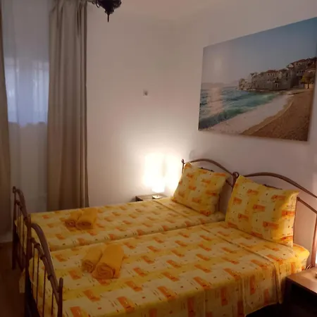 Silvana Apartman *